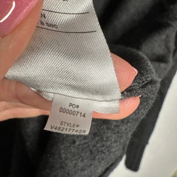 Vince Women's Dark Gray Light Weight 100% Cashmere Crew Neck Sweater Size M - Picture 4 of 8